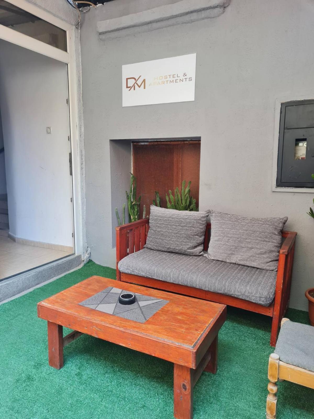 Dm Hostel And Apartments Скоп'є Екстер'єр фото