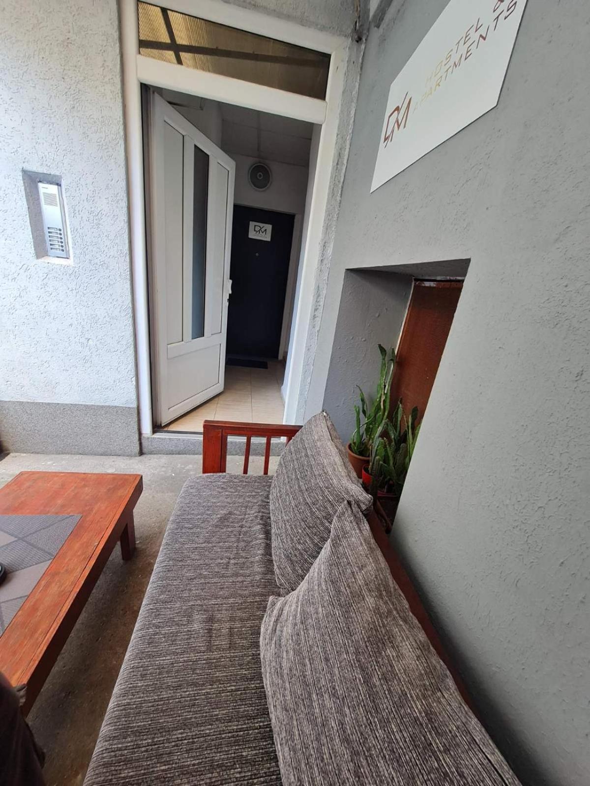 Dm Hostel And Apartments Скоп'є Екстер'єр фото