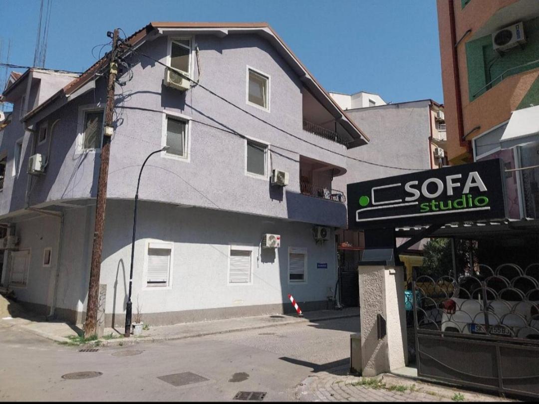 Dm Hostel And Apartments Скоп'є Екстер'єр фото