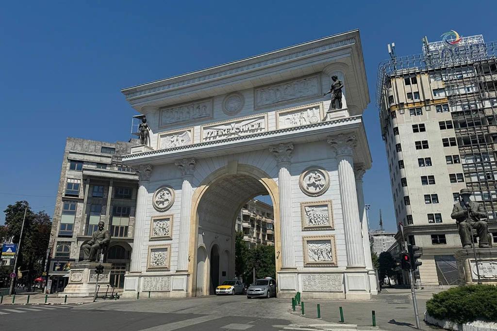 Dm Hostel And Apartments Скоп'є Екстер'єр фото